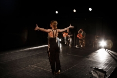 Παράσταση Amanecer Θέατρο Ροές, Μάιος 2014
